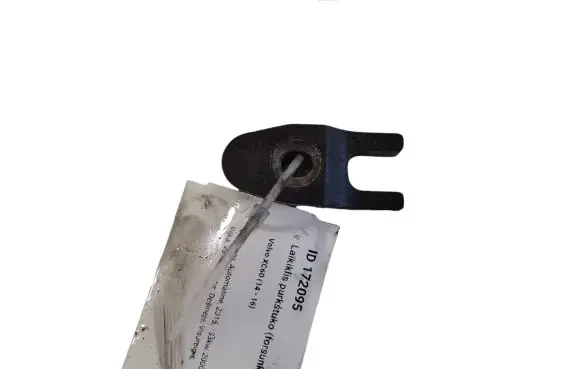 Volvo XC60 Fuel Injector clamp holder