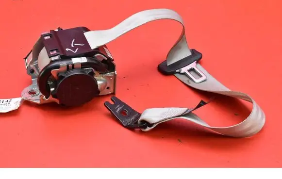 Volvo S90, V90 Front seatbelt 39836043