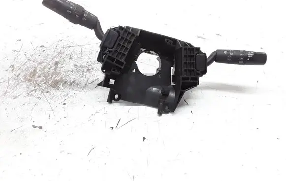 Mazda 3 I Wiper turn signal indicator stalk/switch 17D799