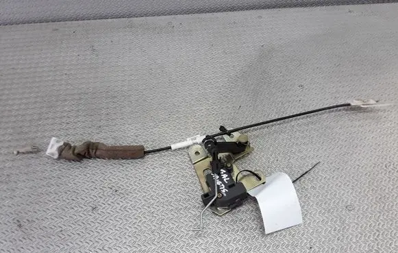 Volkswagen Touareg I Tailgate boot lock/latch motor 