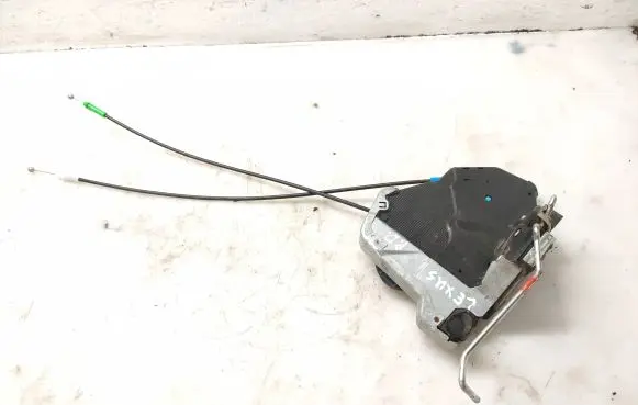 Lexus GS 250 350 300H 450H Front door lock 4G2415