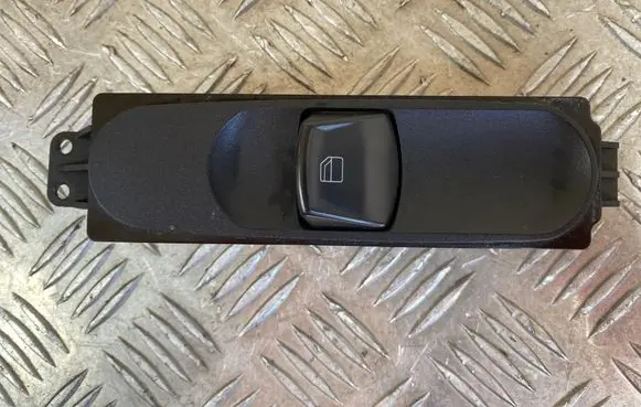 Mercedes-Benz Vito Viano W639 Electric window control switch A6395450613 02ZGS003