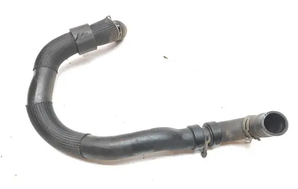 Renault Trafic III (X82) Engine coolant pipe/hose