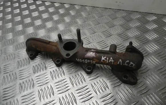 KIA Ceed Exhaust manifold CGCYT1 VD18095
