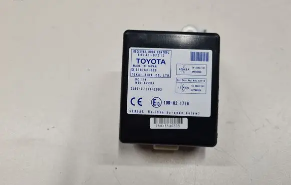 Toyota Corolla Verso E121 Door control unit/module 897410F010 61B168000