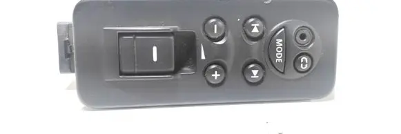 Land Rover Discovery 3 - LR3 Electric window control switch YUD501080PVI