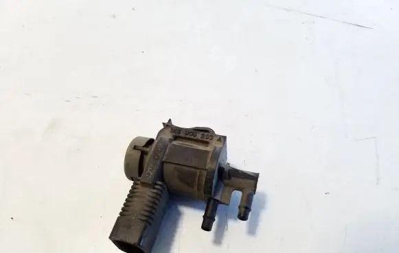 Volkswagen PASSAT B6 Turbo solenoid valve 1K0906283