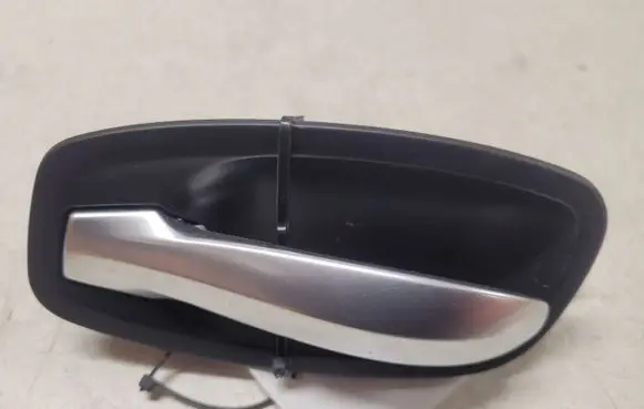 BMW 5 E60 E61 Front door interior handle 1360533