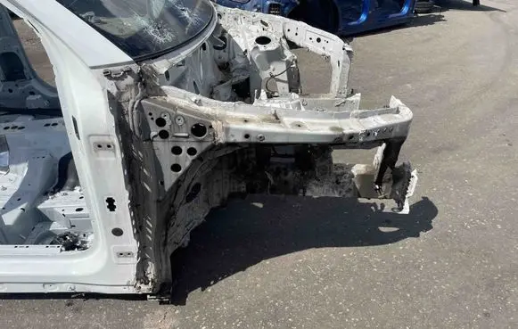 Front quarter panel