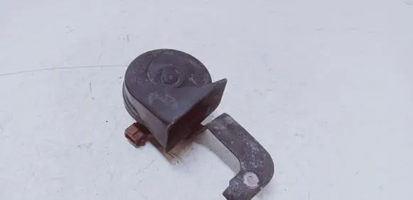 Volvo S40 Horn signal E355306