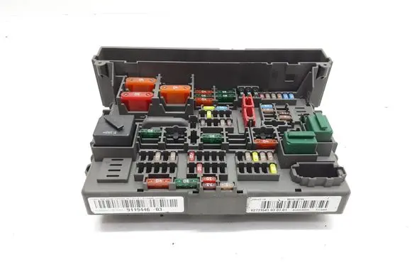 BMW 1 E81 E87 Fuse module 9119446