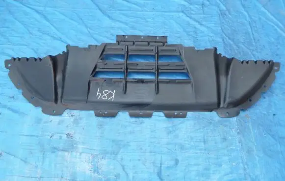 Maserati Levante Engine splash shield/under tray 670032424