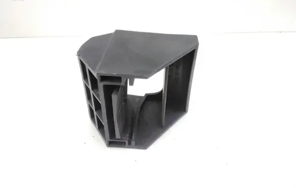 Radiator mount bracket