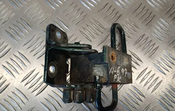 Audi A6 S6 C5 4B Front door lower hinge 4B0831411