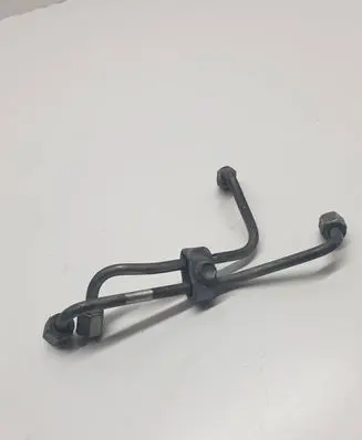 Toyota Verso Fuel injector supply line/pipe 