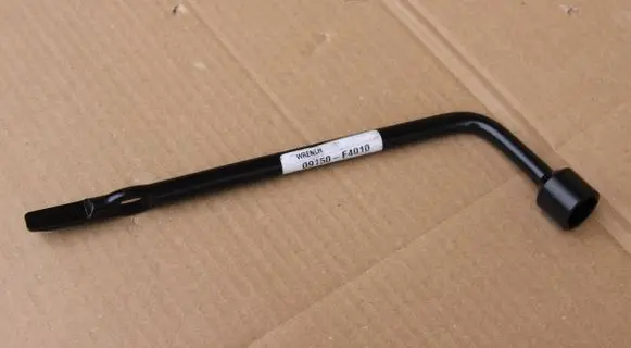 Toyota Corolla E210 E21 Wheel nut wrench 09150F4010