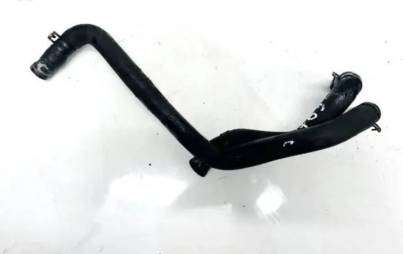 Volkswagen PASSAT B5 Engine coolant pipe/hose