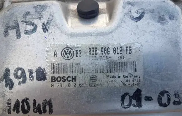 Volkswagen Golf IV Engine control unit/module 038906012FB 28SA5014 0281010651