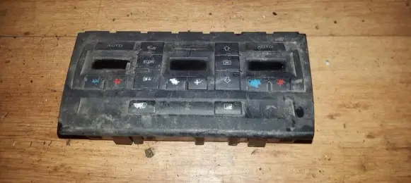 Audi A4 S4 B6 8E 8H Climate control unit 8e0820043b h07s11