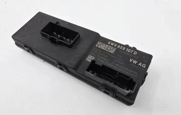 Audi A5 Tailgate/trunk control unit/module 8W8959107D 8W8959107 A2C74487810