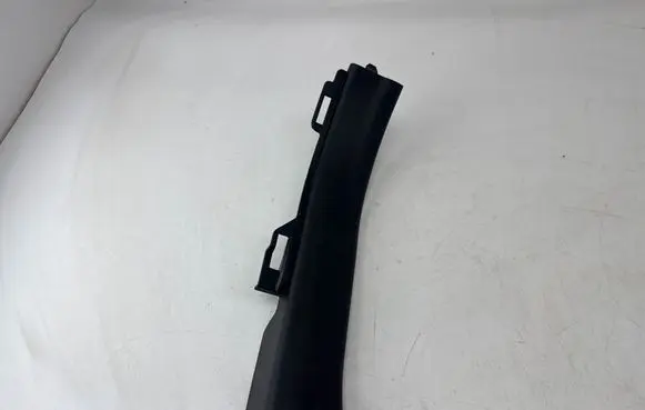 Toyota Yaris XP210 Rear sill trim cover 67918K0040