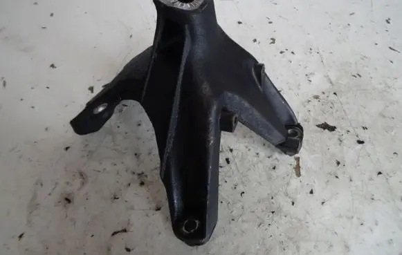 Audi A4 S4 B8 8K Engine mount bracket 8K0199308CA