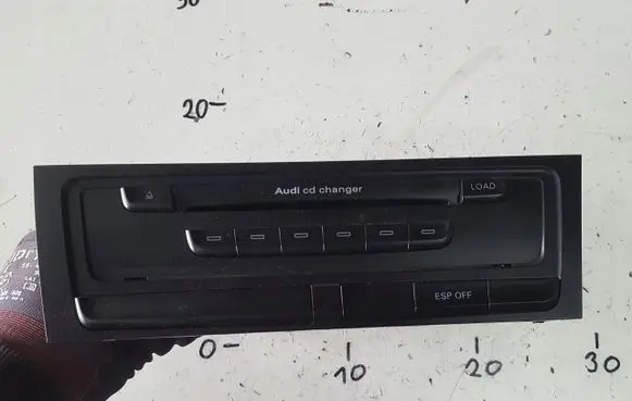 Audi A5 8T 8F CD/DVD changer 8T2035110B