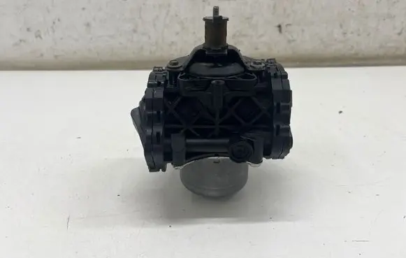 Opel Corsa F Vacuum pump