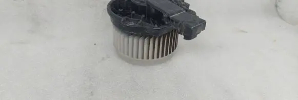 Suzuki Vitara (LY) Heater fan/blower AE1490