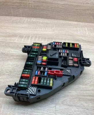 BMW 5 GT F07 Fuse module 9264924 926492401