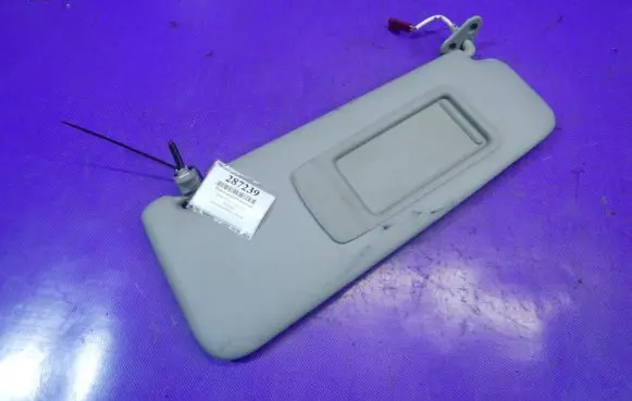 BMW 3 E90 E91 Sun visor