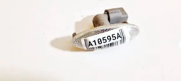 Toyota Yaris Front fender indicator light 817300d030 81730-0d030