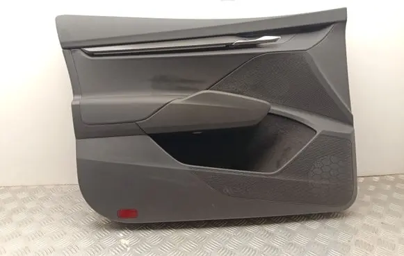 Skoda Enyaq iV Front door card panel trim 5LC867013
