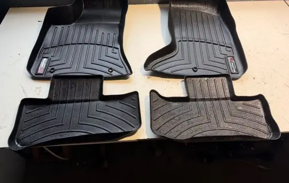 Ford Mustang VI Car floor mat set