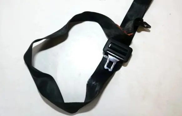 Middle seatbelt (rear)
