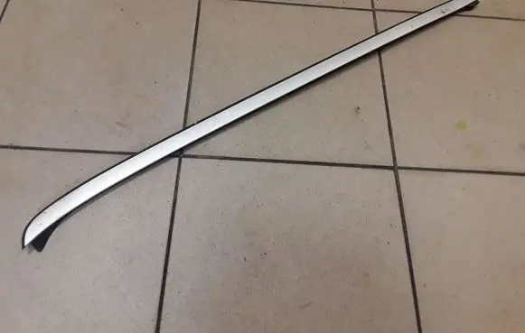 BMW X5 E70 Windshield trim NOCODE