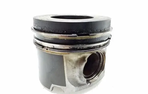 BMW 3 E90 E91 Piston 4L110F031
