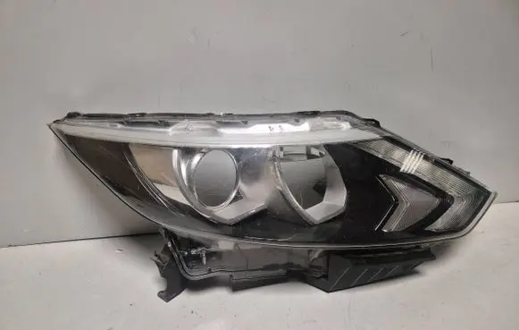 Nissan Qashqai Headlight/headlamp