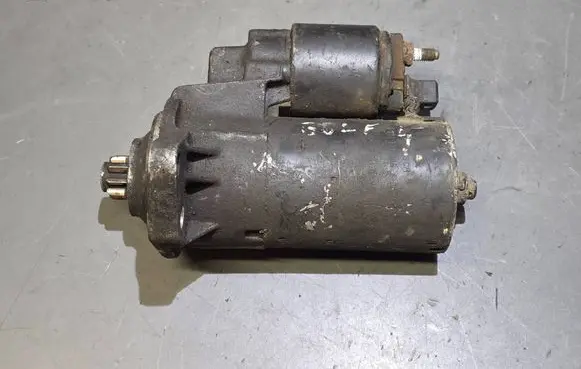 Volkswagen Golf IV Starter motor 