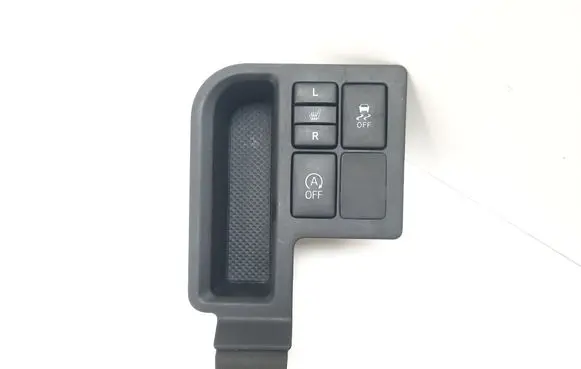 Toyota Yaris A set of switches 589170D100
