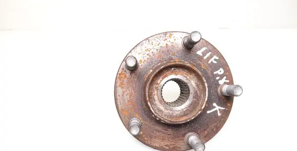 Nissan Leaf I (ZE0) Front wheel hub