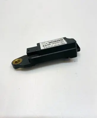 Mercedes-Benz SL R230 Airbag deployment crash/impact sensor 2208204426 A2208204426
