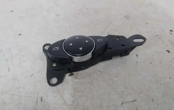 Mercedes-Benz E W211 Wing mirror switch A2118208310