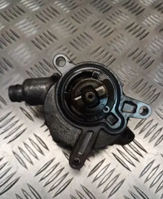 Volvo XC90 Vacuum pump 30731825