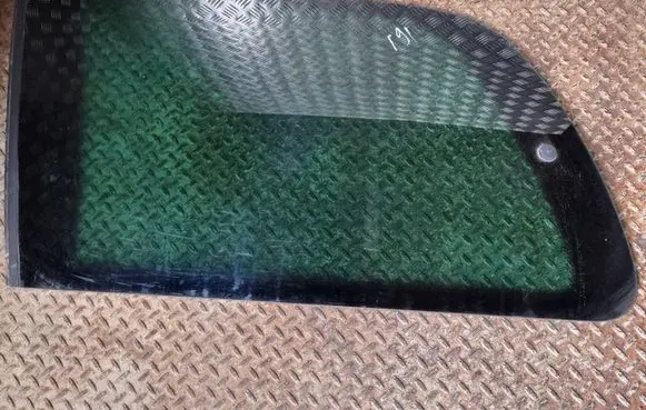 Ford Galaxy Rear side window