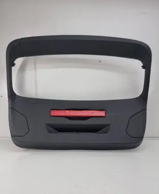 BMW 1 F40 Tailgate trim 7456066