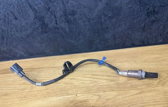 Toyota Avensis T250 Lambda probe sensor AB213