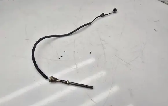 Mercedes-Benz Sprinter W906 Exhaust gas temperature sensor A0009058804