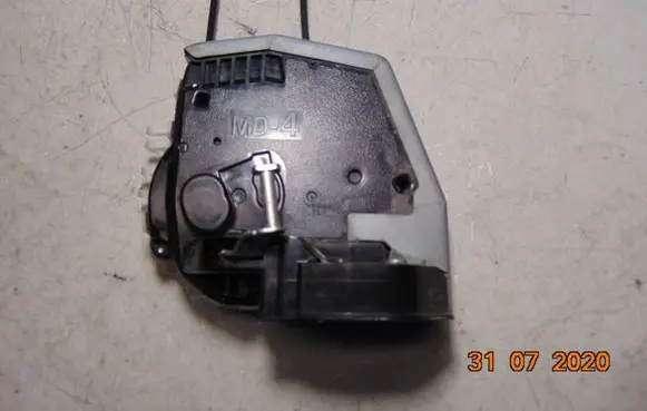 Toyota Verso-S Rear door lock