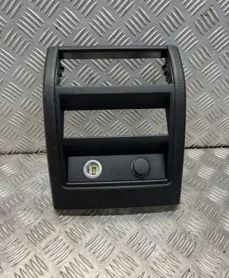 Other center console (tunnel) element
